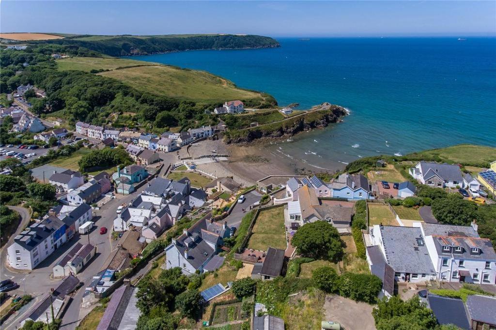Pendyffryn Manor Bed & Breakfast Little Haven Luaran gambar